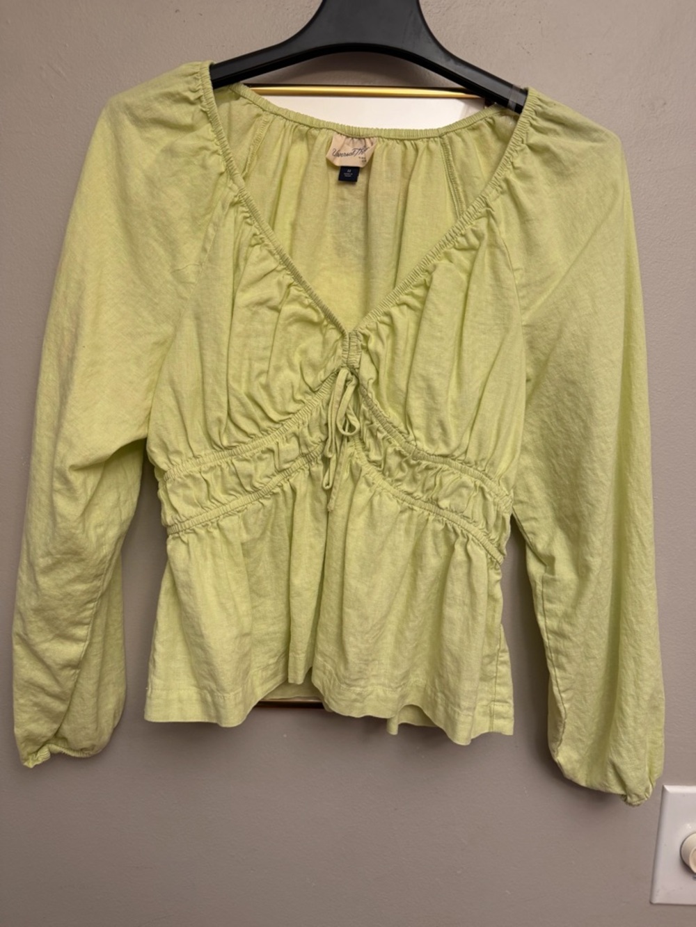 Universal Thread Light Lime Drawstring Peplum Blouse